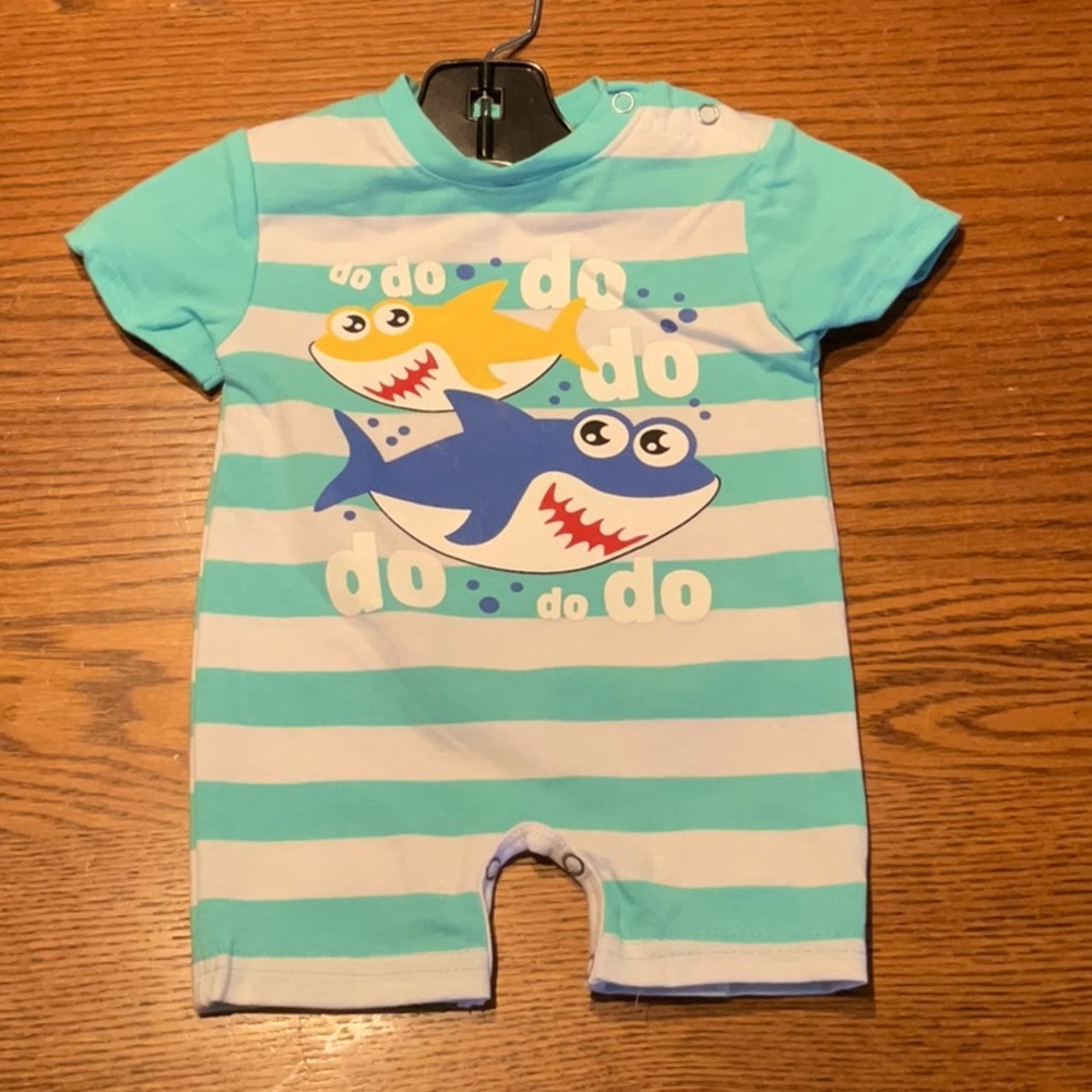 Honeydew brand – shark do do romper – new